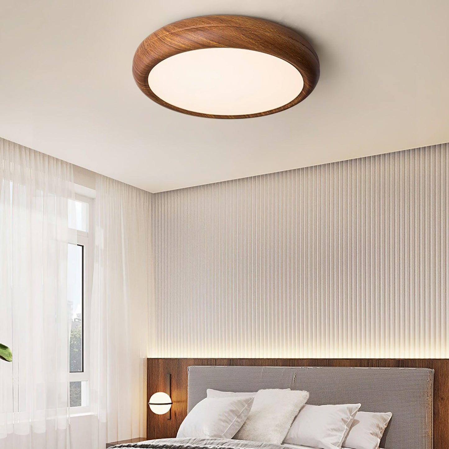 Liro | Elegant Round Wood Grain Flush Mount Ceiling Light