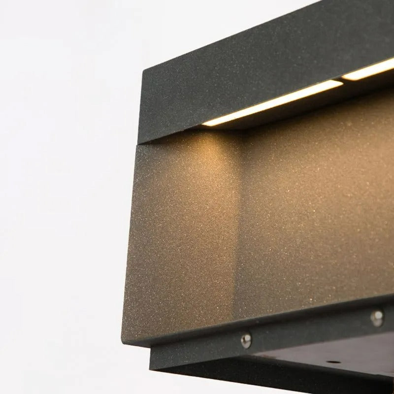 Vylno | Minimalist Geometric Column Solar Powered Outdoor Light