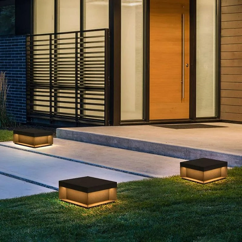 Vylno | Minimalist Geometric Column Solar Powered Outdoor Light