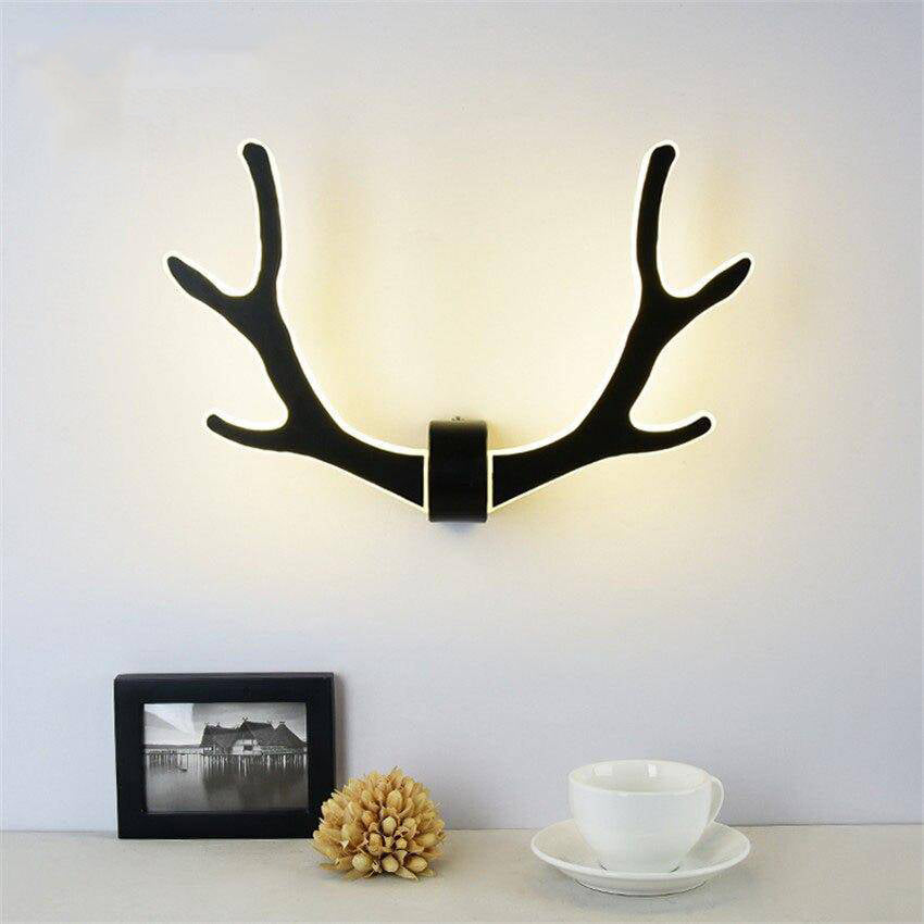 Rylondor | Sculptural Antler Silhouette Decorative Wall Light