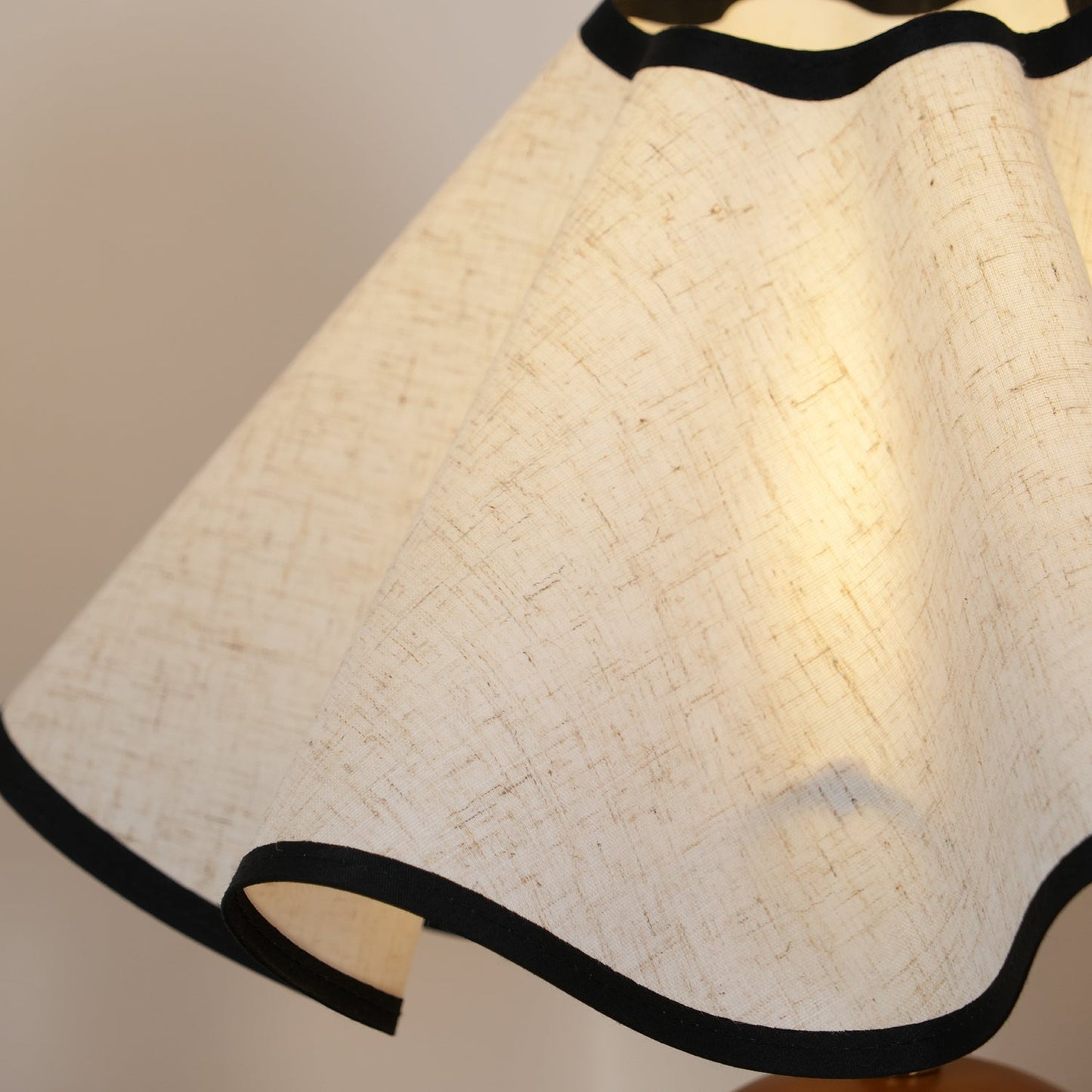 Meriloch | Sculptural Wave Fabric Wooden Base Table Lamp